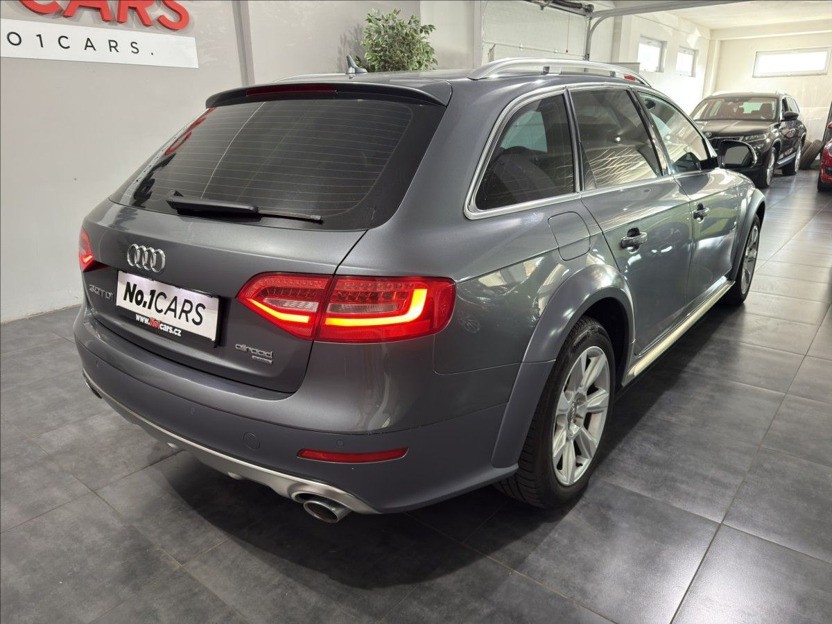 Audi A4 allroad, 3,0   TDI AT 180KW B&O BI-XEN - fotka 5