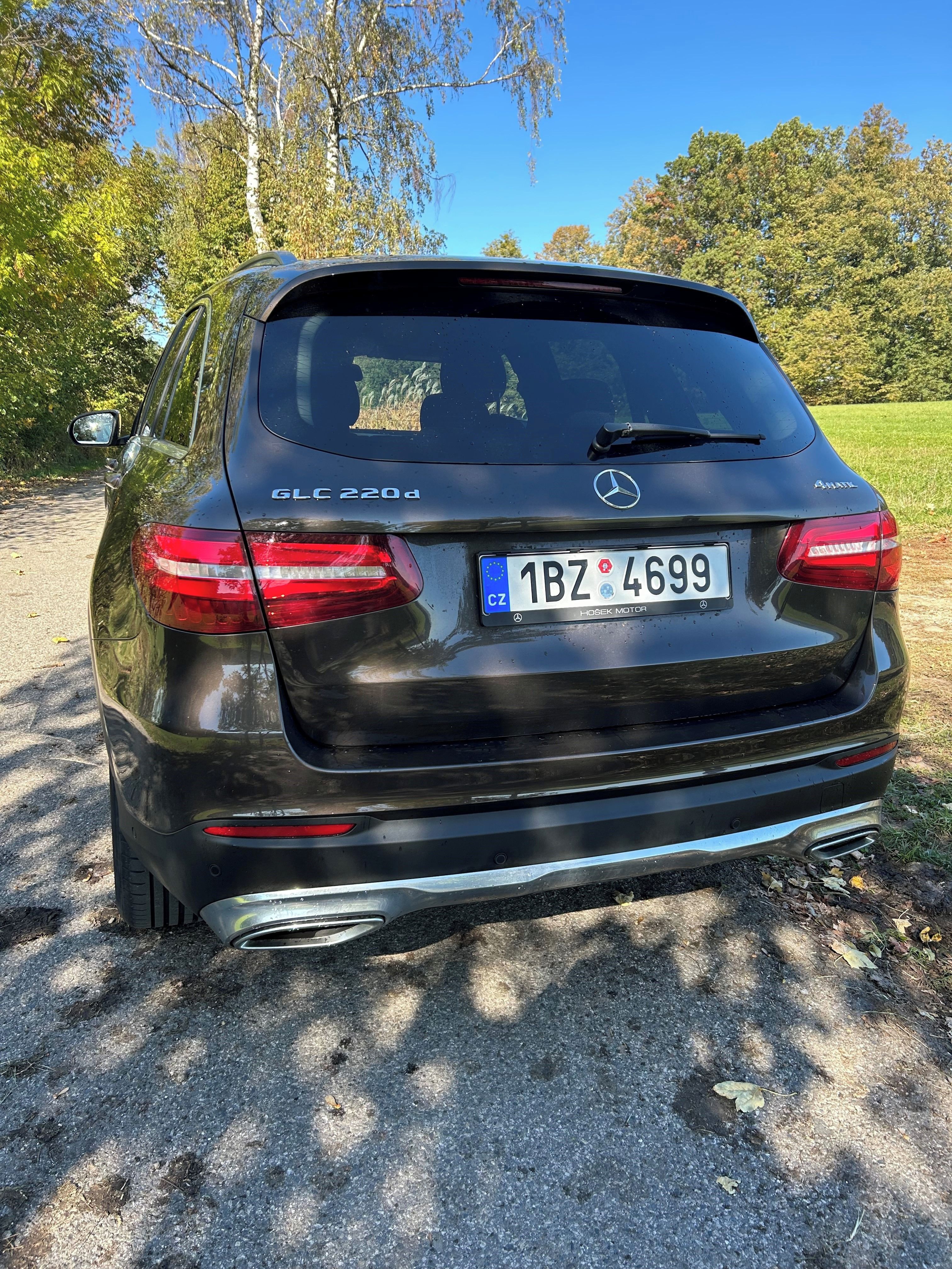 Mercedes-Benz GLC, 220 D 4MATIC, servisováno - fotka 4
