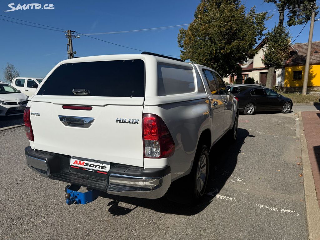 Toyota Hilux, fotka 7