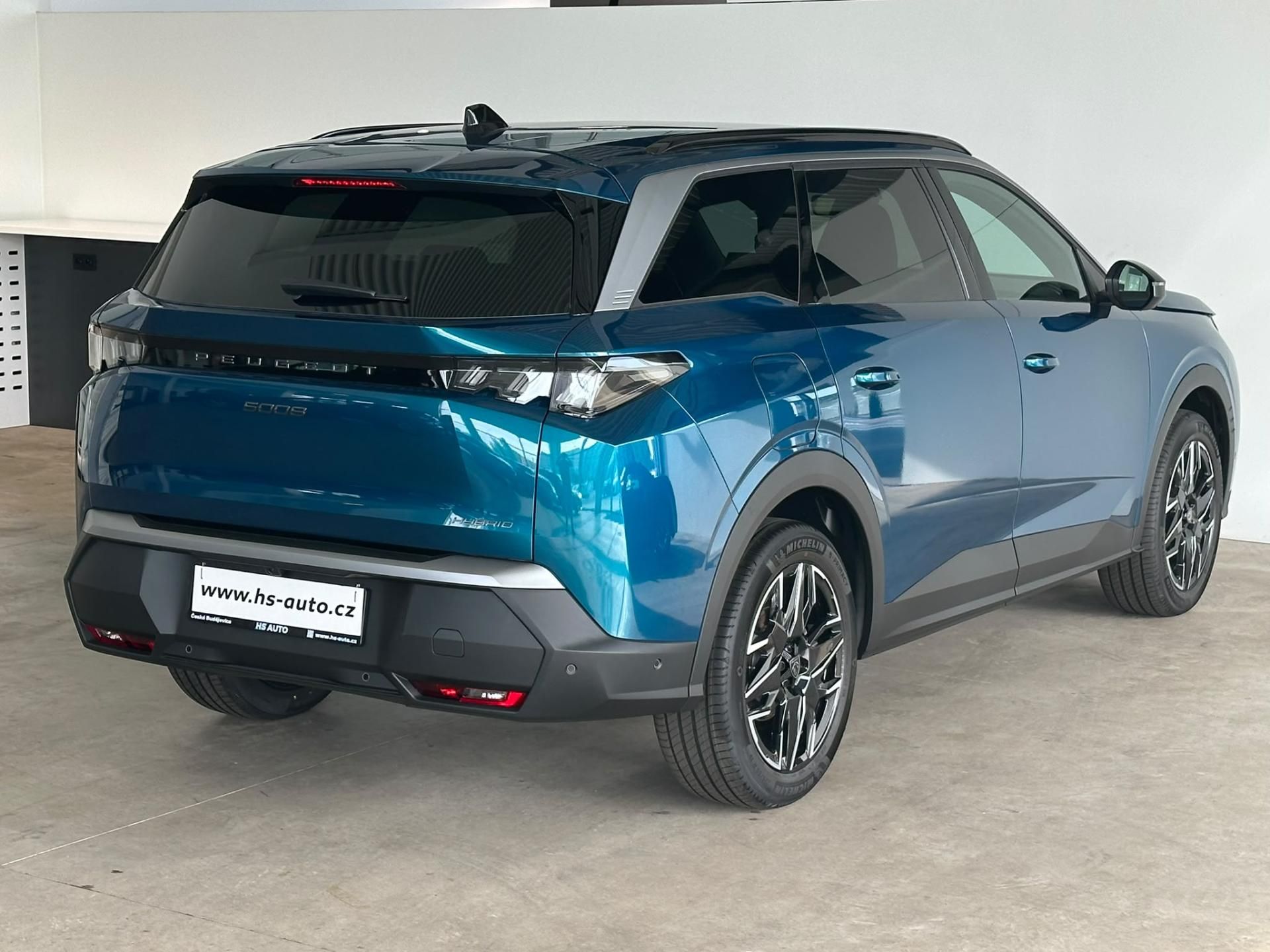 Peugeot 5008, BUSINESS Hybrid 145 e-DCS6 - fotka 4