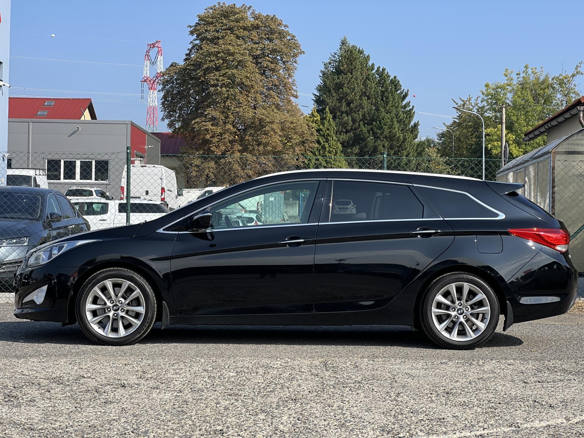 Hyundai i40, 1.7CRDi KAMERA KLIMA PŮVOD ČR - fotka 4
