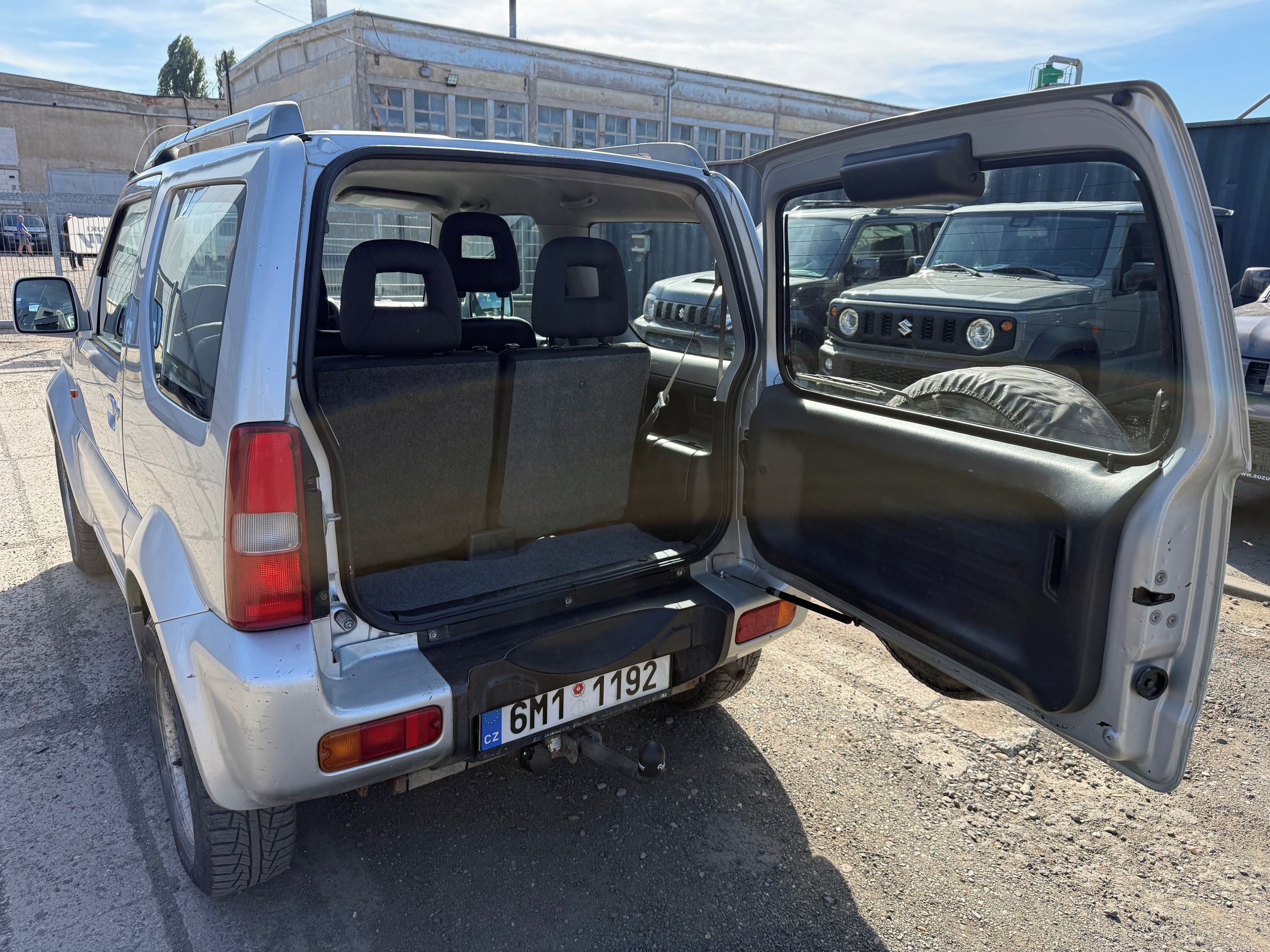 Suzuki Jimny, 1.3i 4x4 SPECIAL KLIMA TZ ALU, - fotka 5