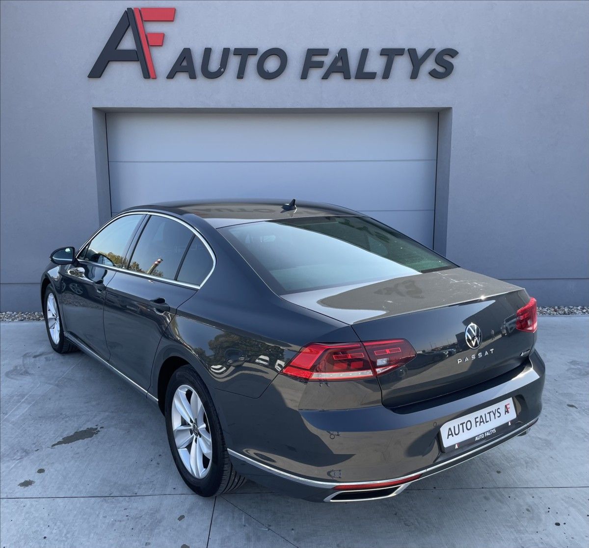 Volkswagen Passat, 2,0 TSI 200KW 4X4 DSG ČR. - fotka 5
