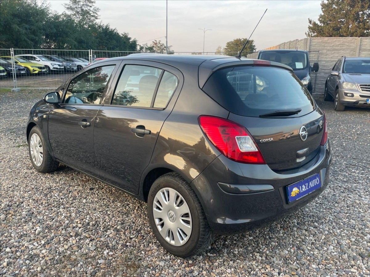 Opel Corsa, 1,2 i - fotka 6