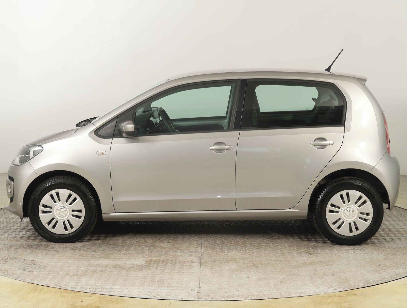 Volkswagen Up!, 1.0 MPI, Serv.kniha - fotka 3