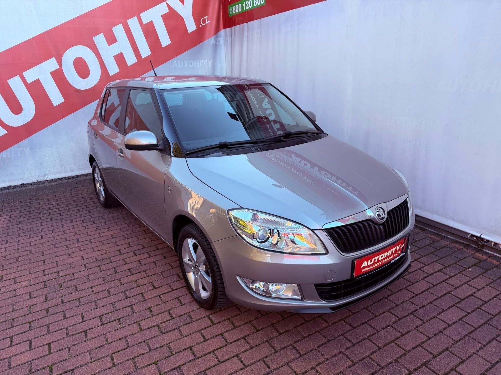 Škoda Fabia, 1.2 TSi Fresh, Serviska, 1.Maj - fotka 3