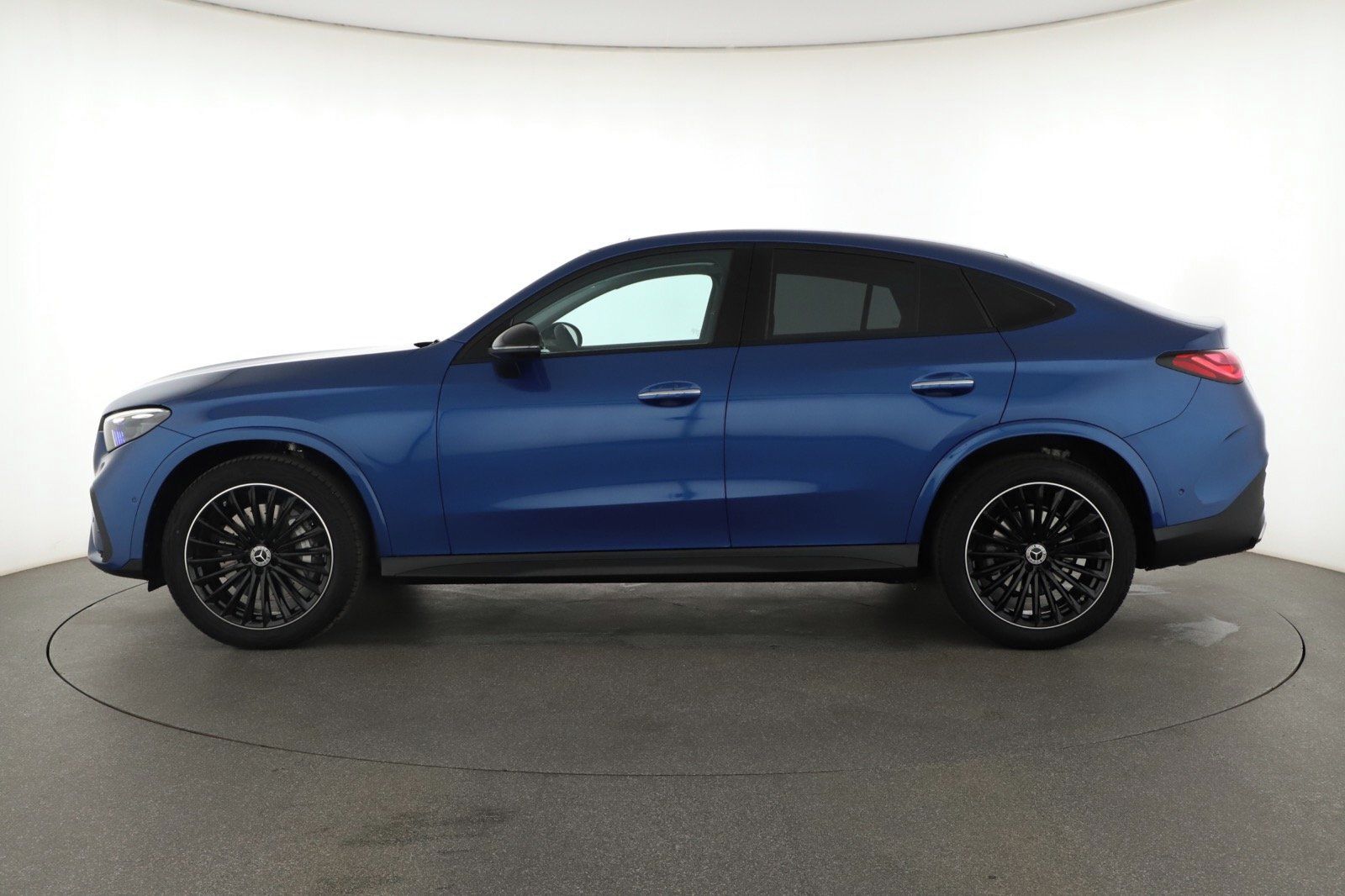 Mercedes-Benz GLC, 220 d 4MATIC, AMG, Navigace - fotka 2