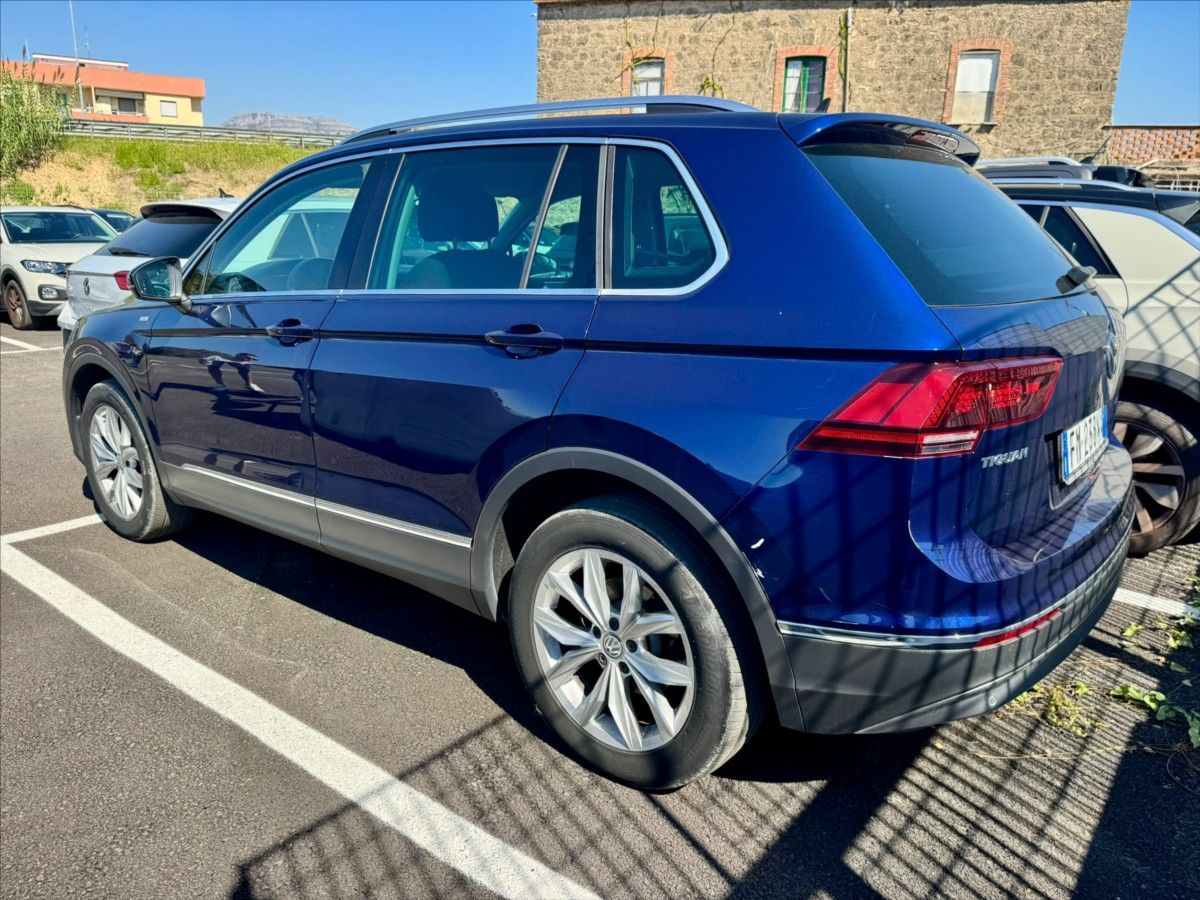 Volkswagen Tiguan, 2,0 TDi 110kw DSG 4-Motion LED - fotka 2