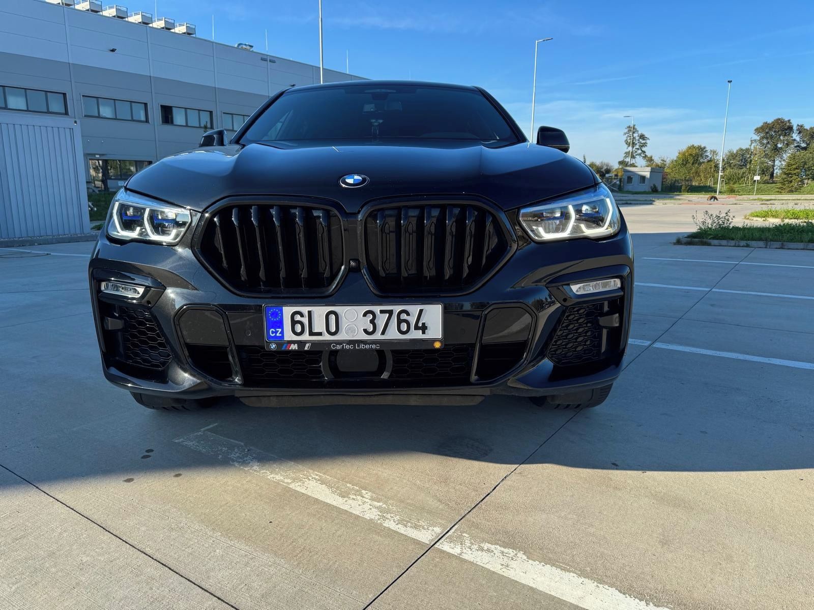BMW X6, M50d, CZ,1.maj.,DPH, FULL - fotka 4