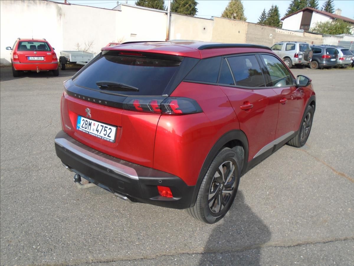 Peugeot 2008, 1,2 - fotka 4