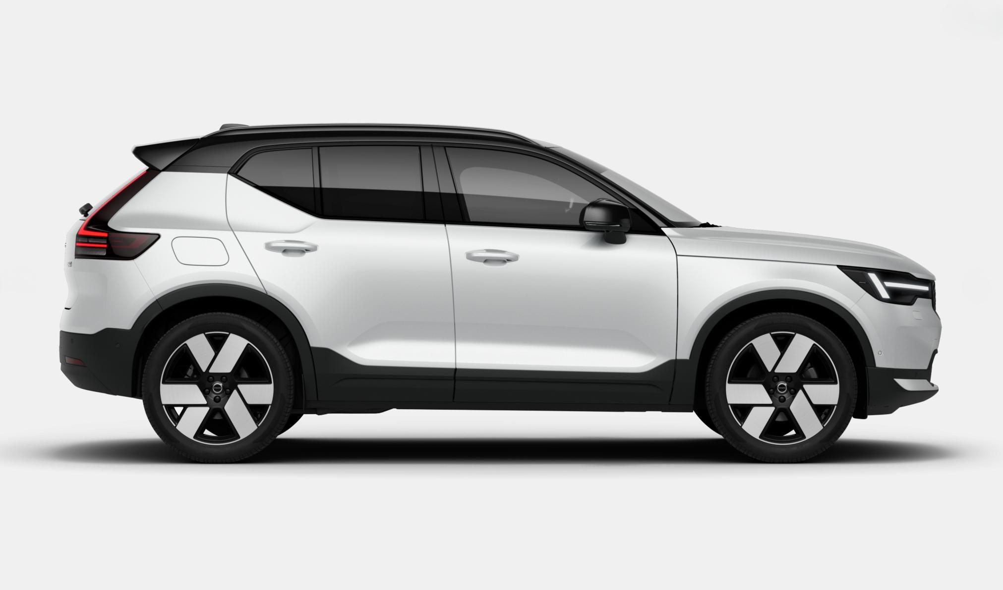 Volvo XC40, B4 ULTRA DARK AUT - fotka 6