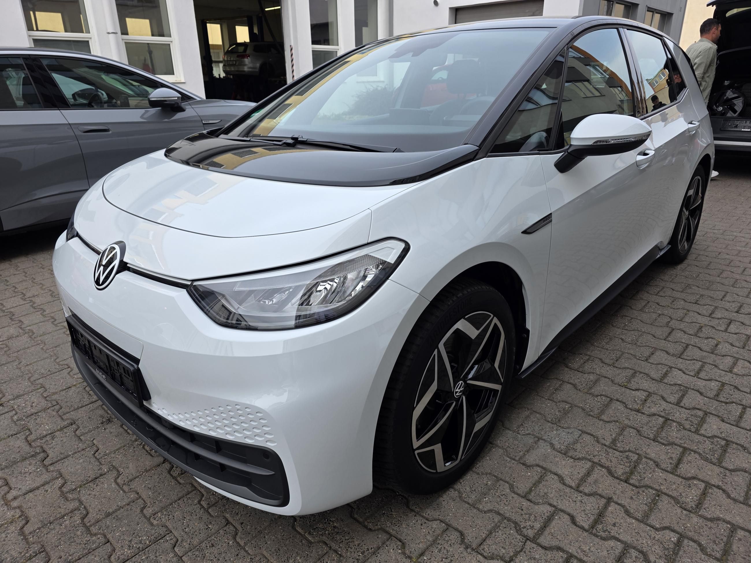 Volkswagen ID.3, ID.3 Pro 150kW / ALU 19'' - fotka 2