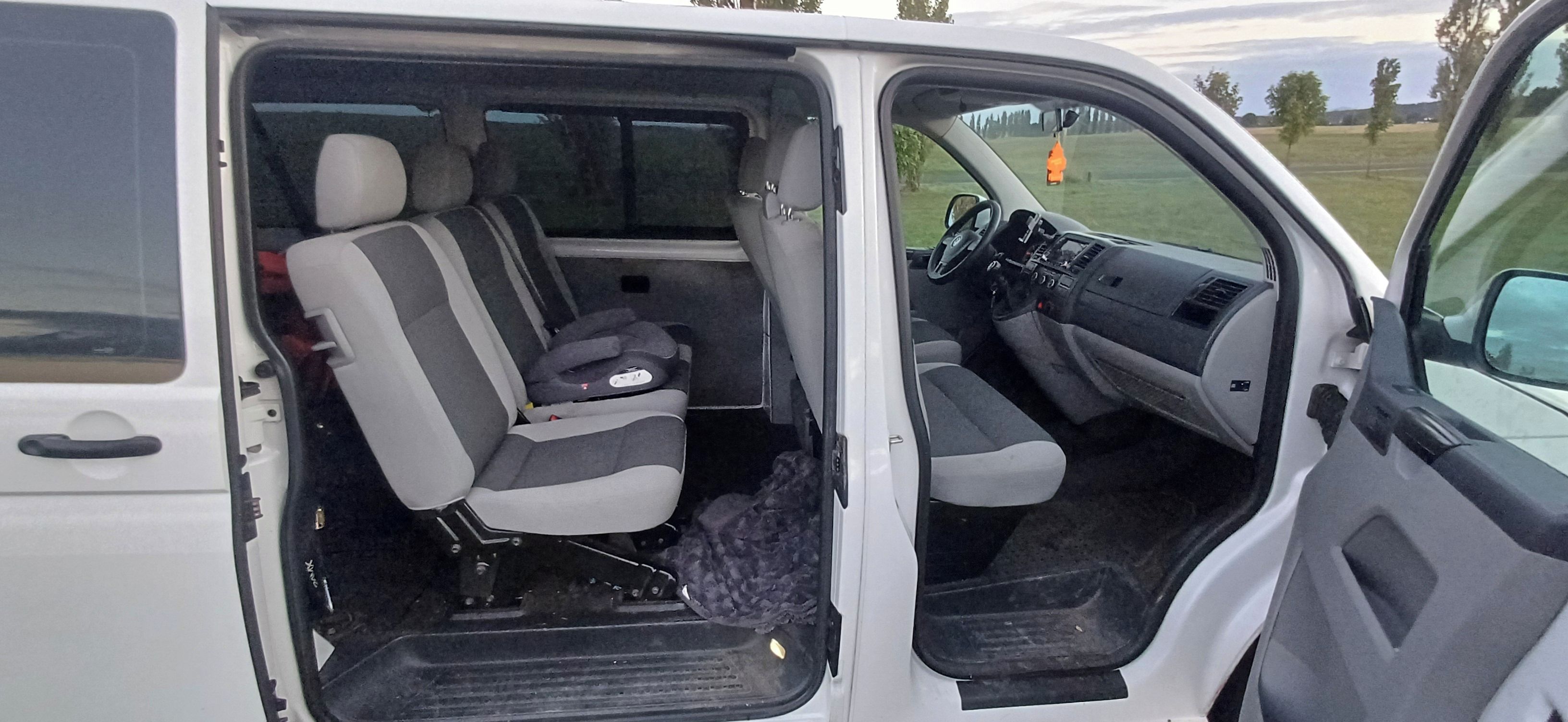 Volkswagen Transporter, Transportér t5.1 tdi 103kw - fotka 4