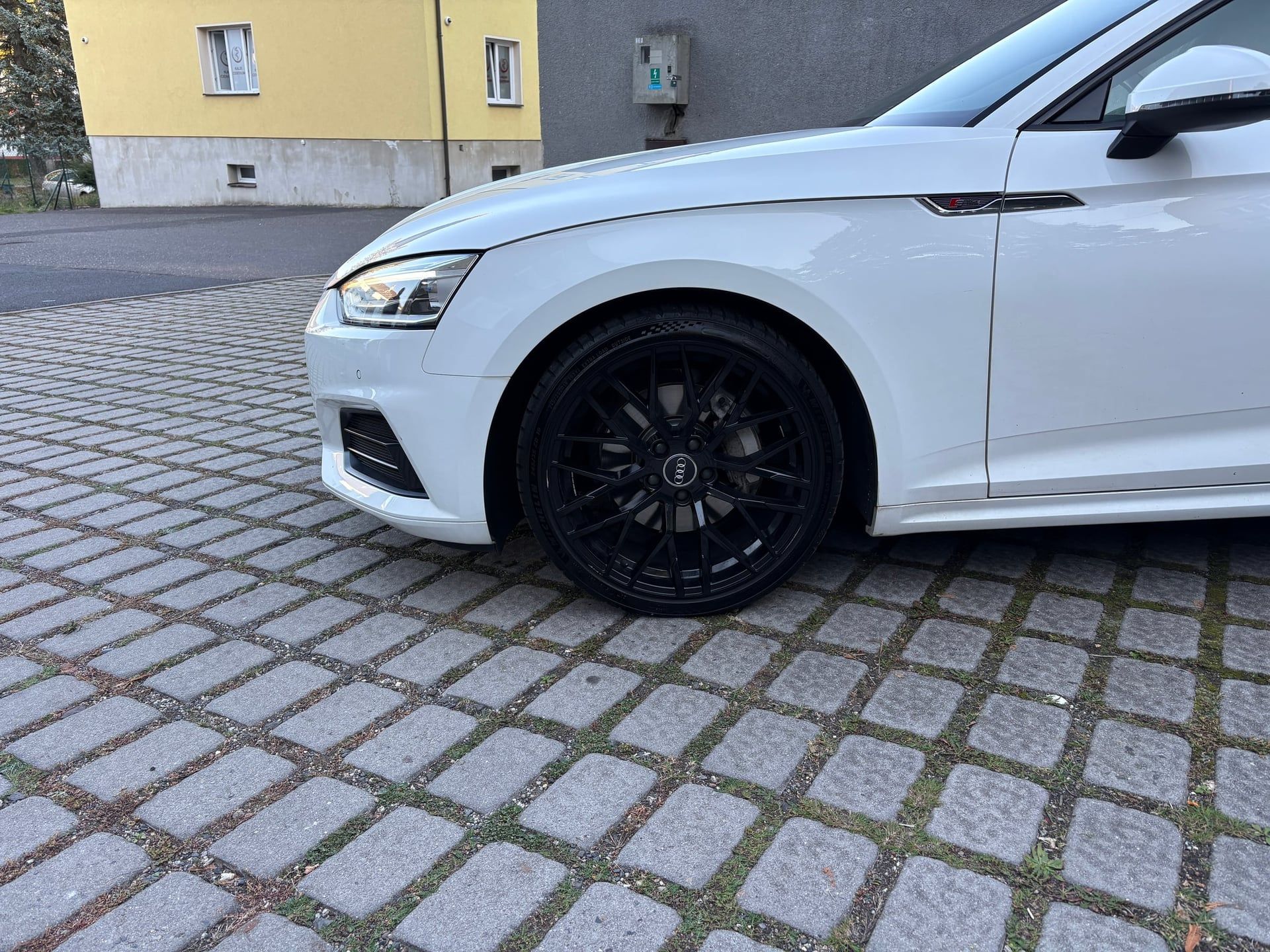 Audi A5, Sportback/2.0 TDI/S-Line/140kW - fotka 4