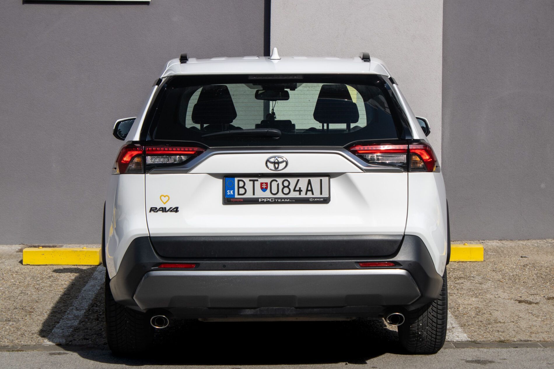 Toyota Rav4 - fotka 6