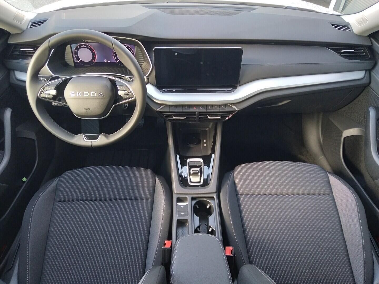Škoda Octavia, Combi Selection 2,0 TDI 110 kW - fotka 5