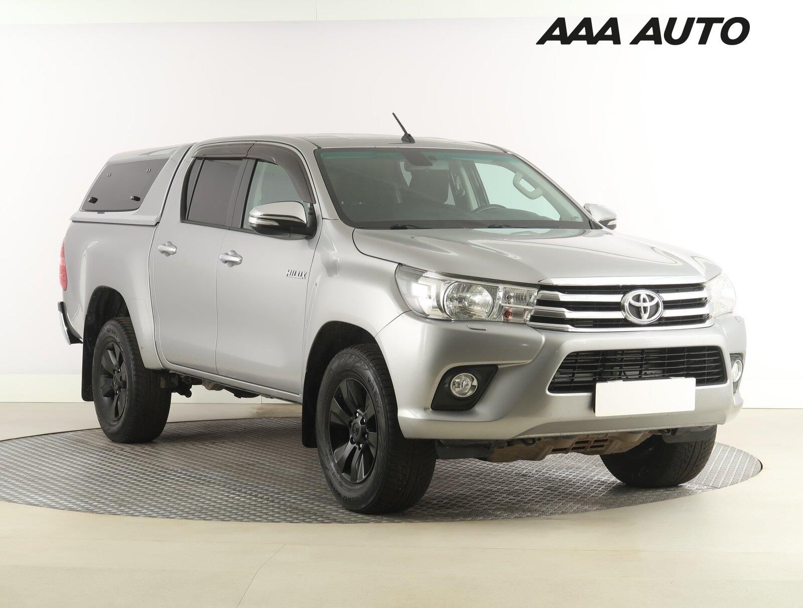 Toyota Hilux, 2.4 D-4D, 4X4, Serv.kniha