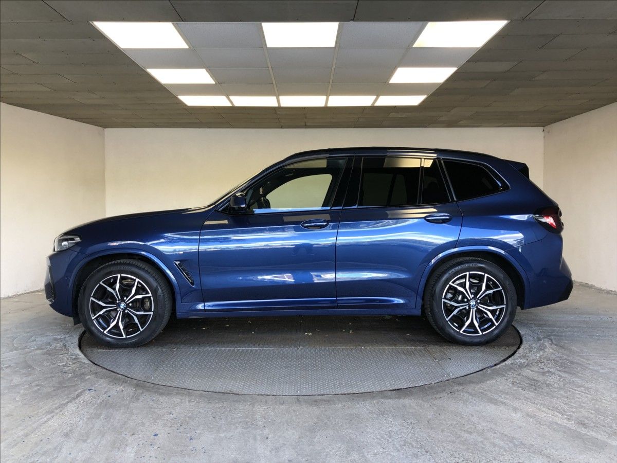 BMW X3, 2,0 20d xDrive - fotka 4