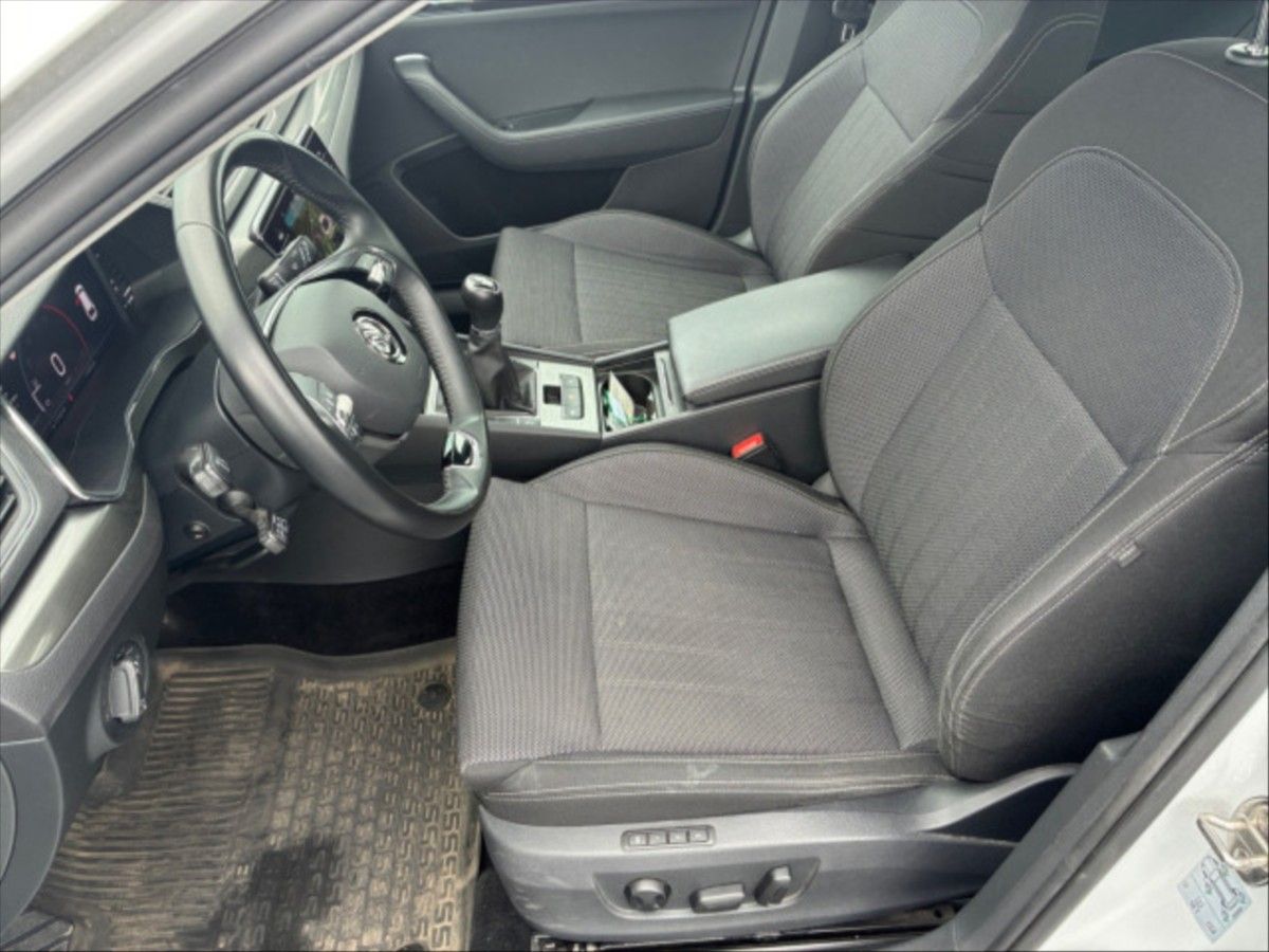 Škoda Superb, 2,0 TDI 110 Style - fotka 5