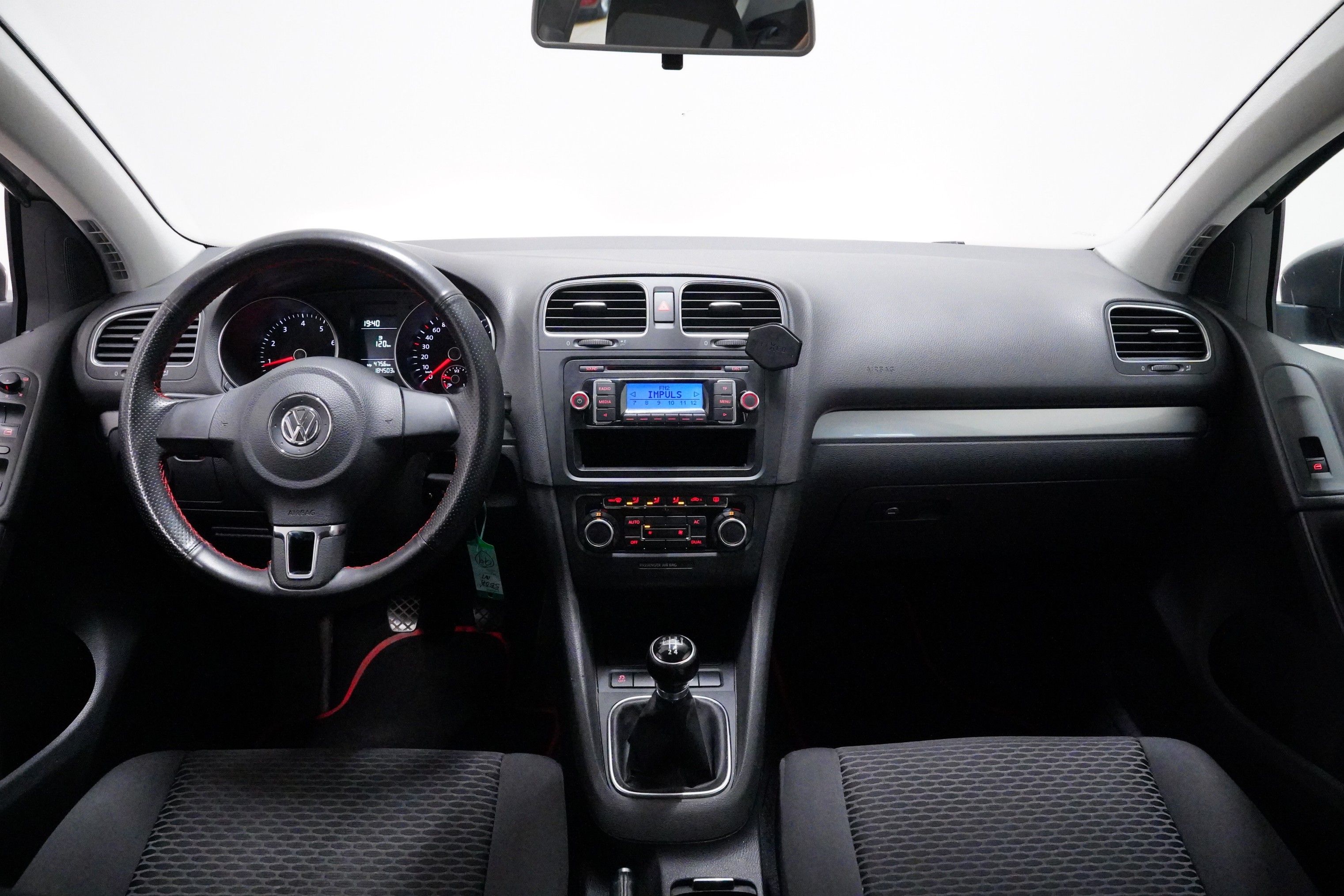 Volkswagen Golf, 1.4 16V 59 kW Trendline - fotka 6