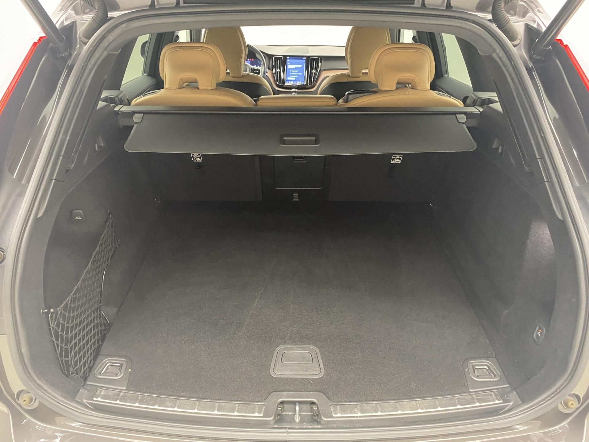 Volvo XC60, B5 BRIGHT PLUS AUT CZ - fotka 6