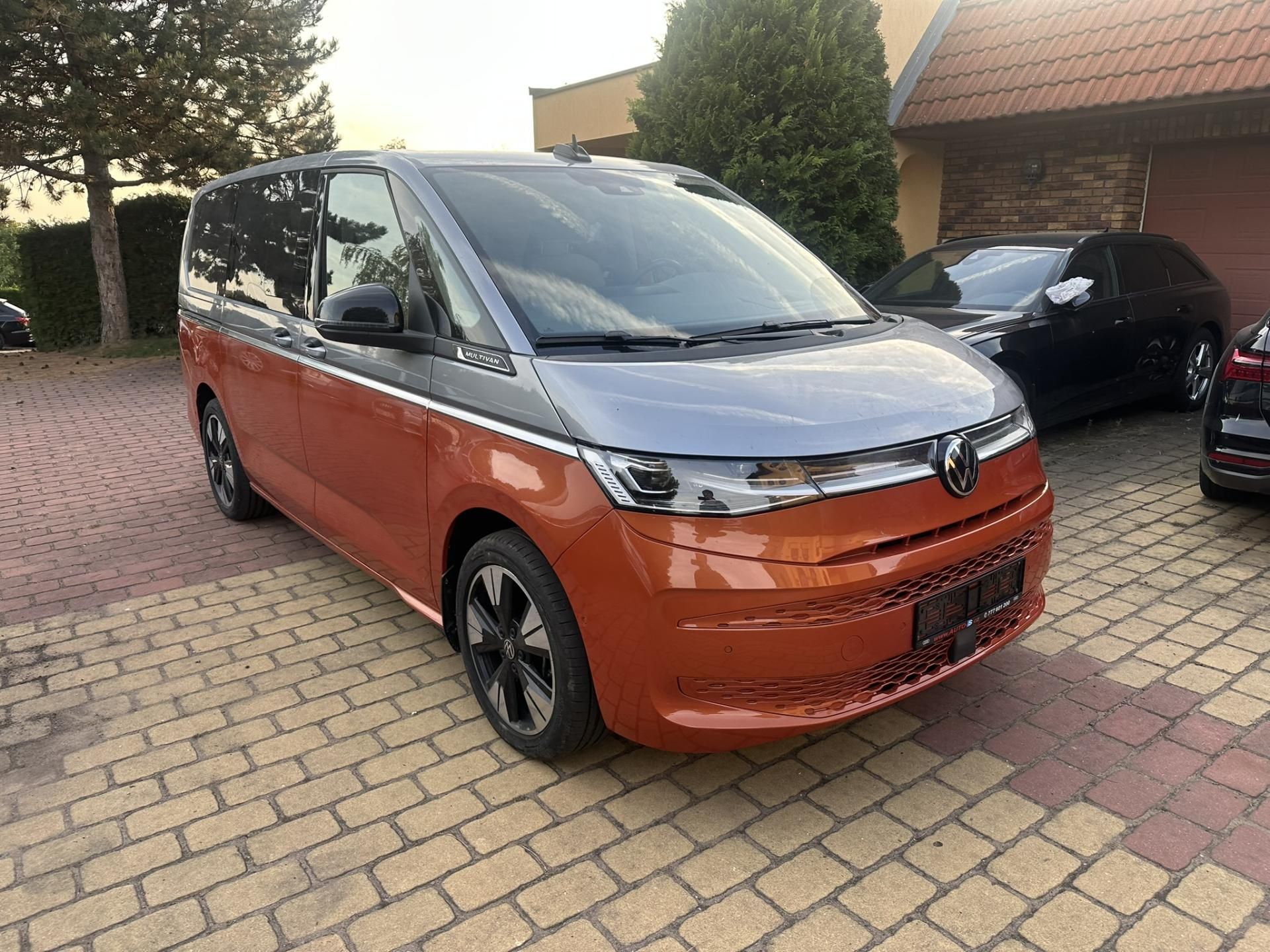 Volkswagen Multivan, HIGHLINE, HEAD-UP, STYLE - fotka 3
