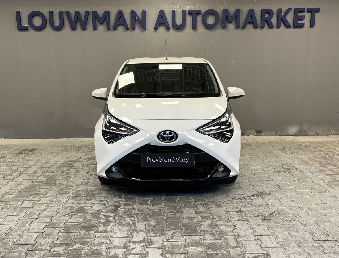 Toyota Aygo, 1.0 X-PLAY - fotka 4