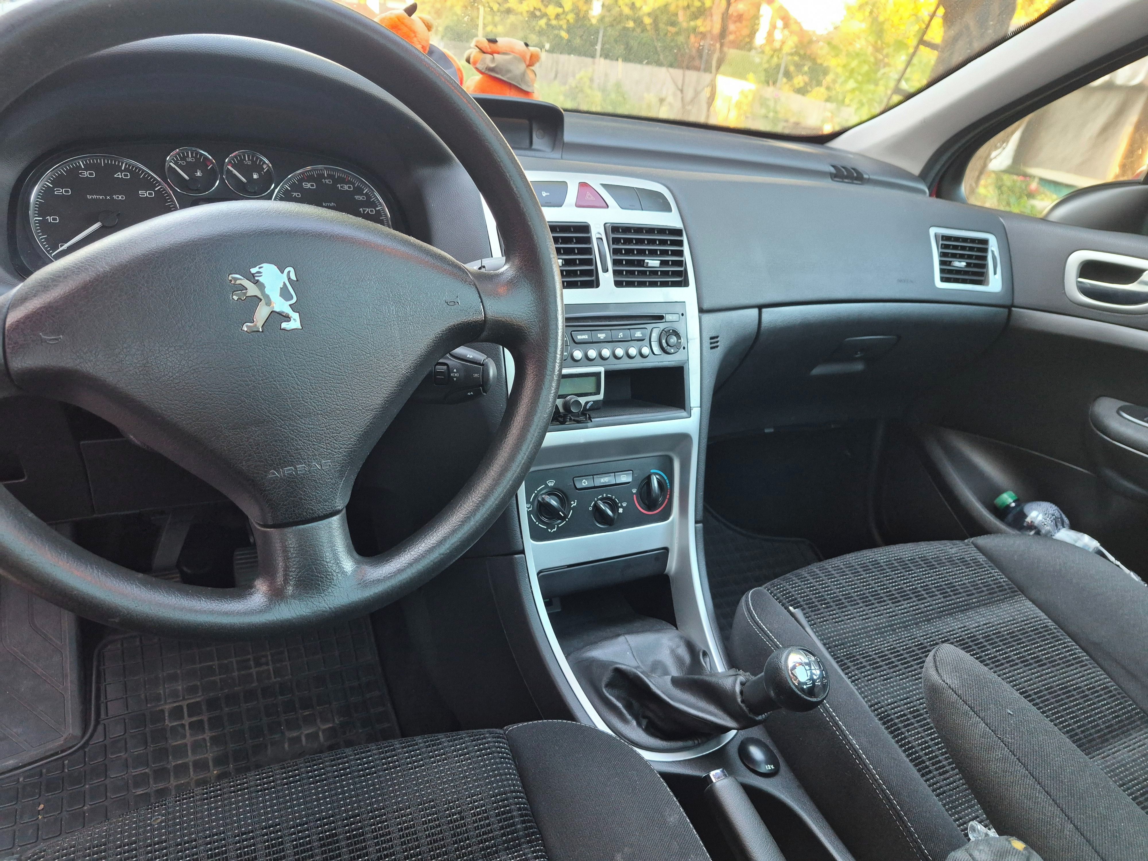 Peugeot 307, Peugeot 307 SW 1,6 16V - fotka 4