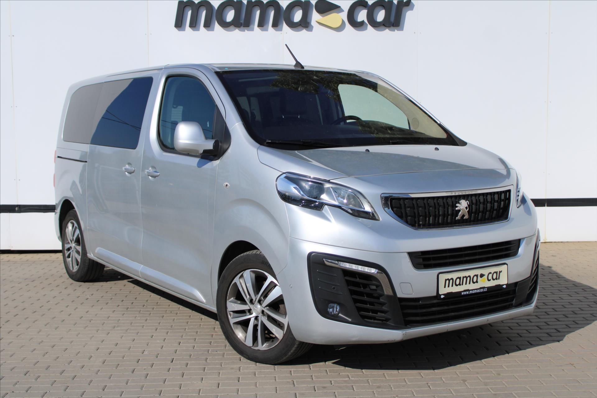 Peugeot Traveller, 2.0 HDI NAVI 8 MÍST ČR