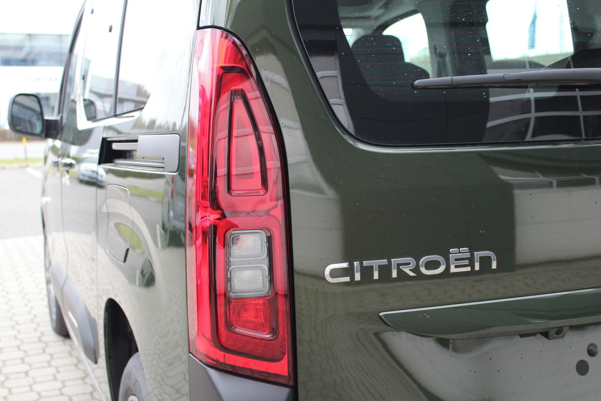 Citroën Berlingo, MAX Diesel 130k Manual - fotka 6