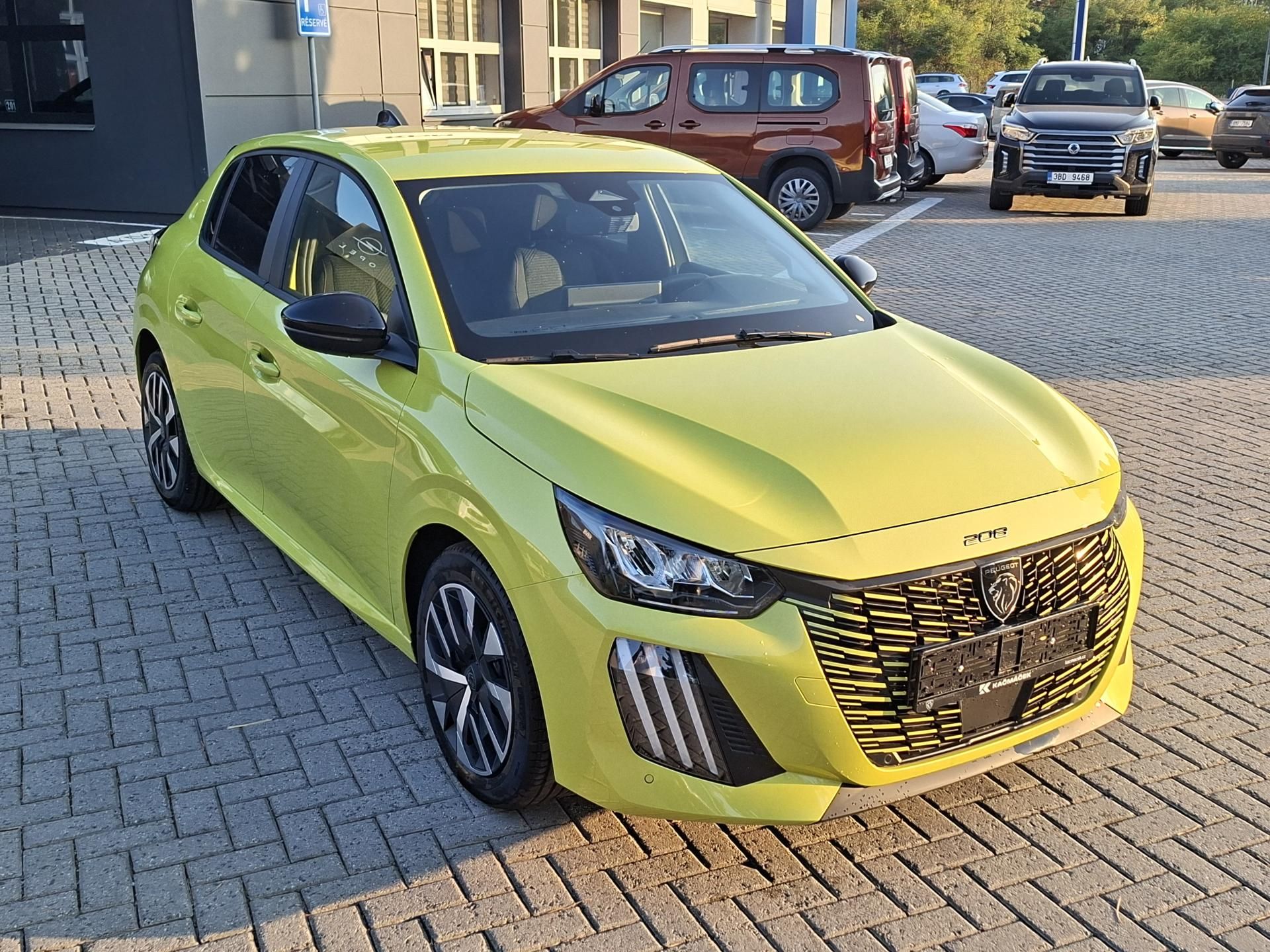 Peugeot 208, Business Turbo 100 MAN6 - fotka 3