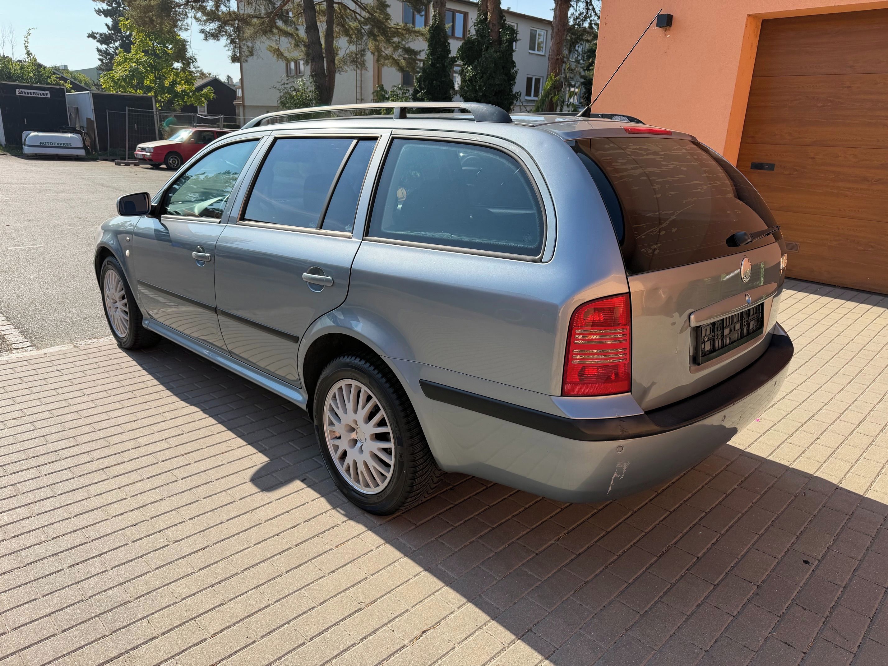 Škoda Octavia, 1.9 TDi 96 kW, BEZ KOROZE, - fotka 4
