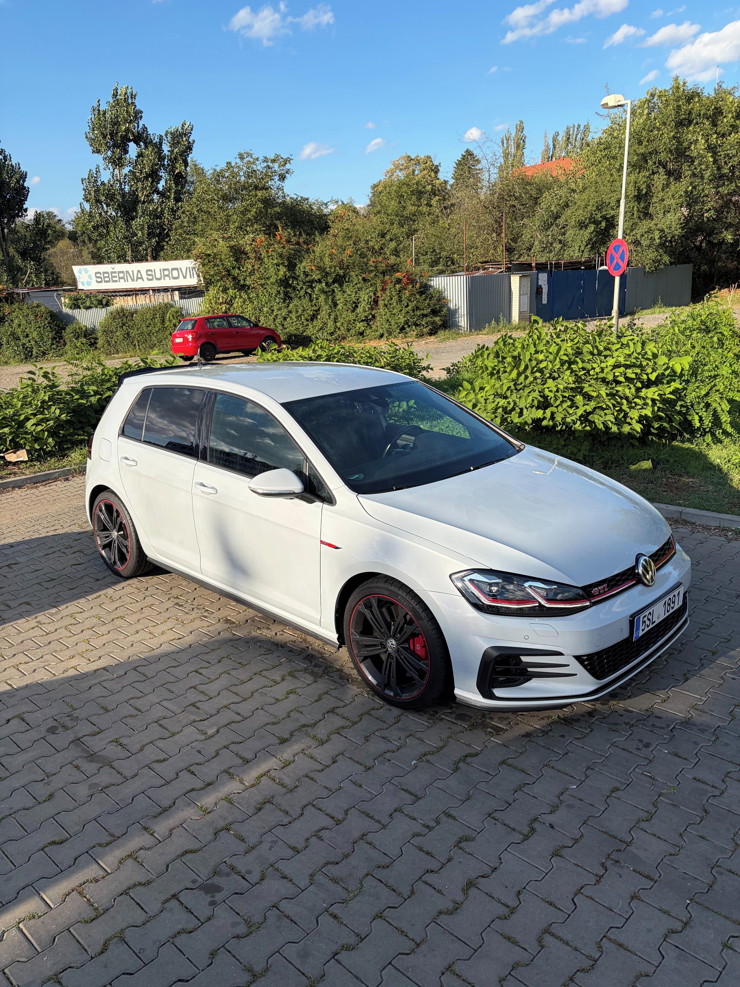 Volkswagen Golf, GOLF GTI 7.5 DSG PERFORMANCE - - fotka 3