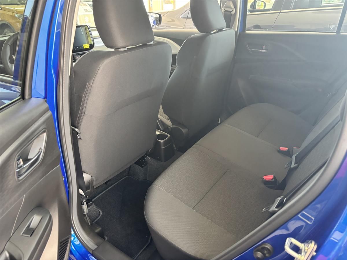 Suzuki Swift, 1,2   PREMIUM HYBRID CVT - fotka 6