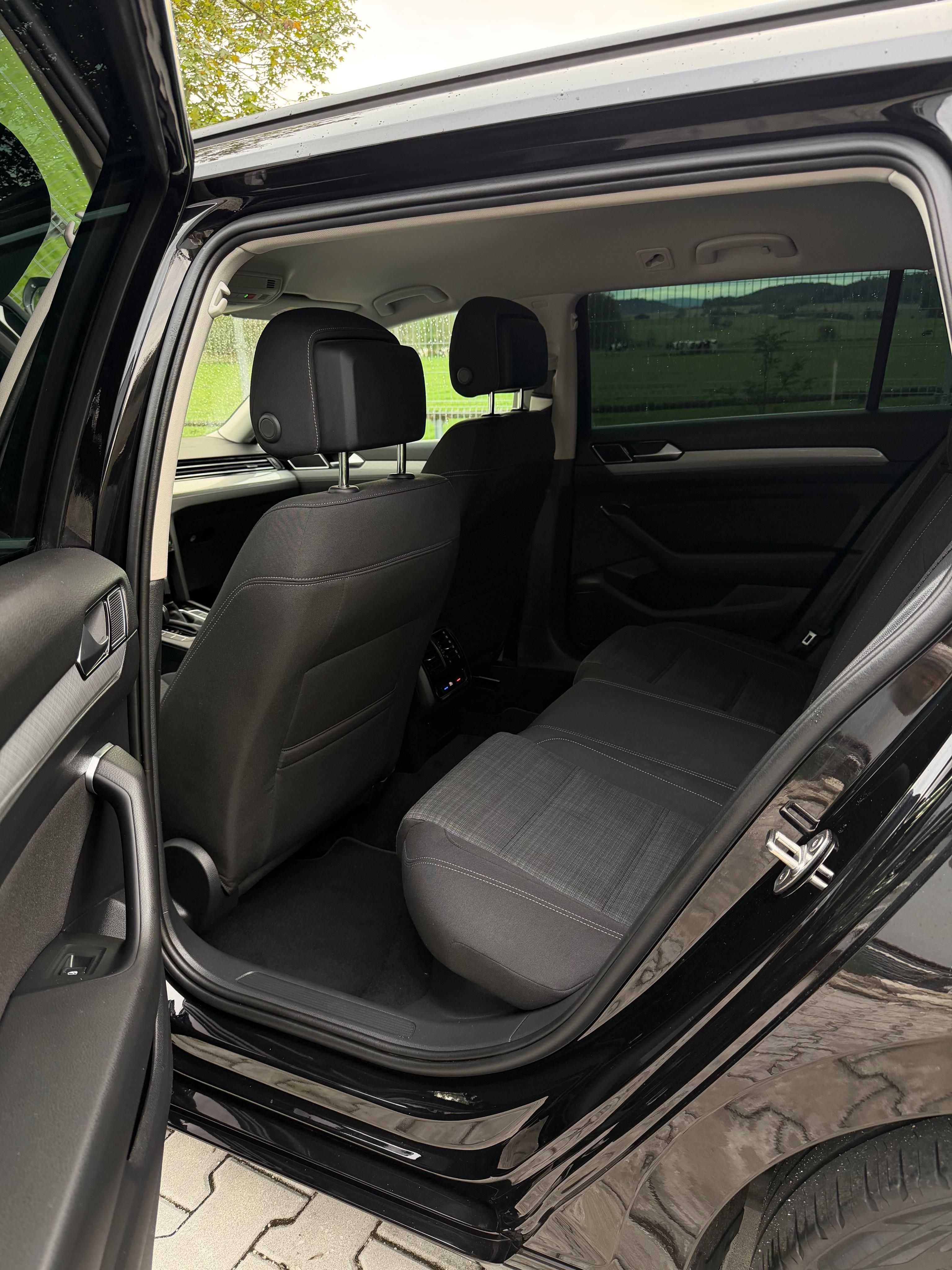 Volkswagen Passat, Volkswagen PASSAT,2.0TDi,110kW - fotka 6