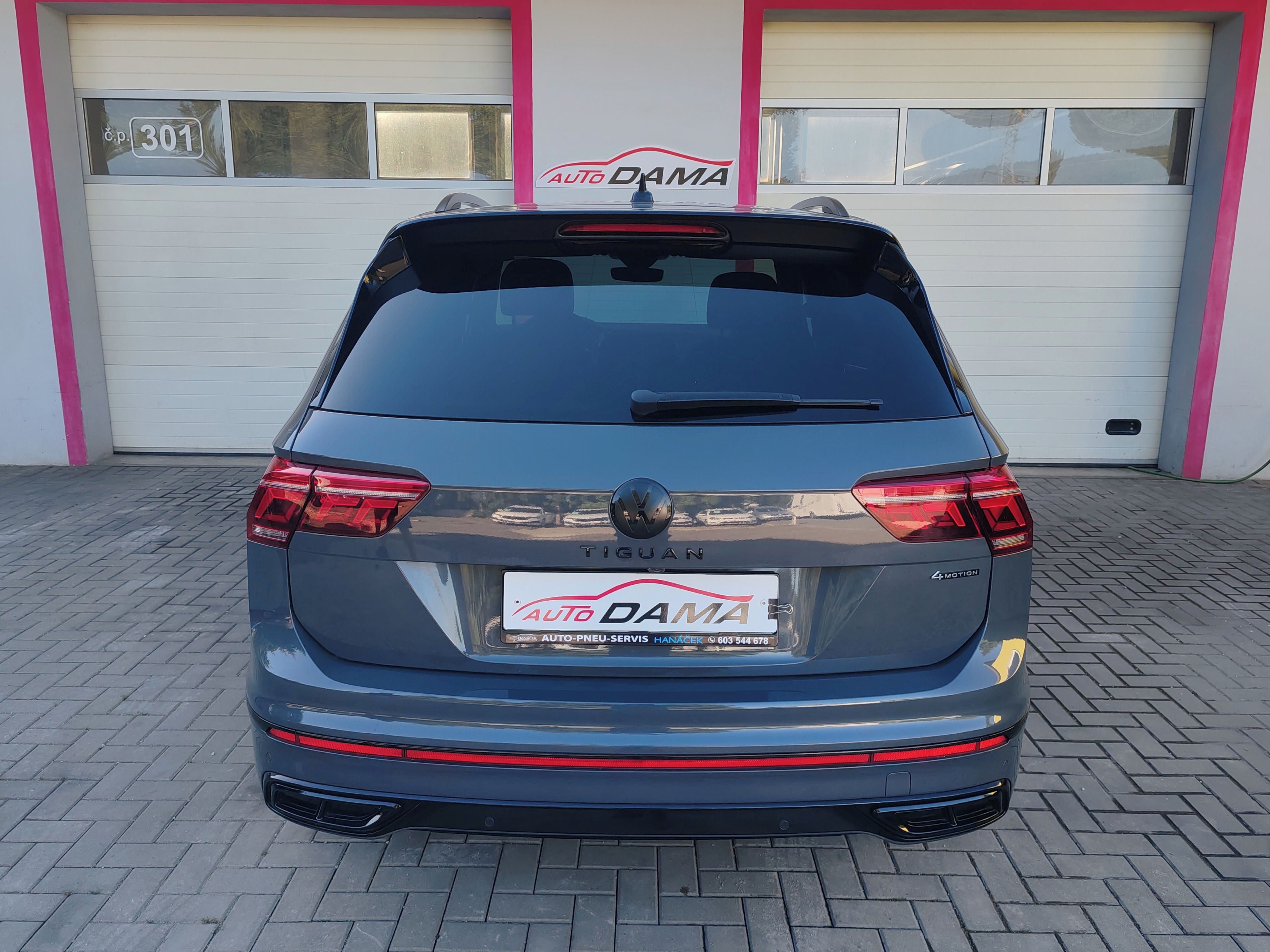 Volkswagen Tiguan, 2.0 TDI R-LINE - fotka 5