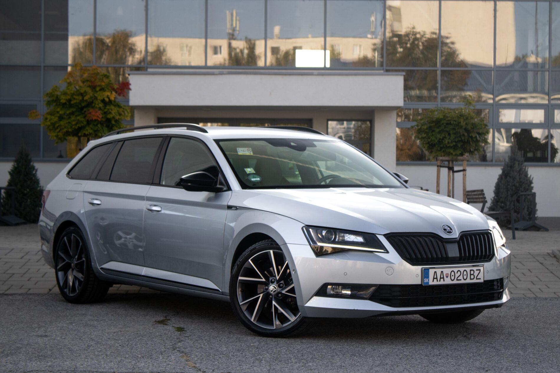 Škoda Superb - fotka 3
