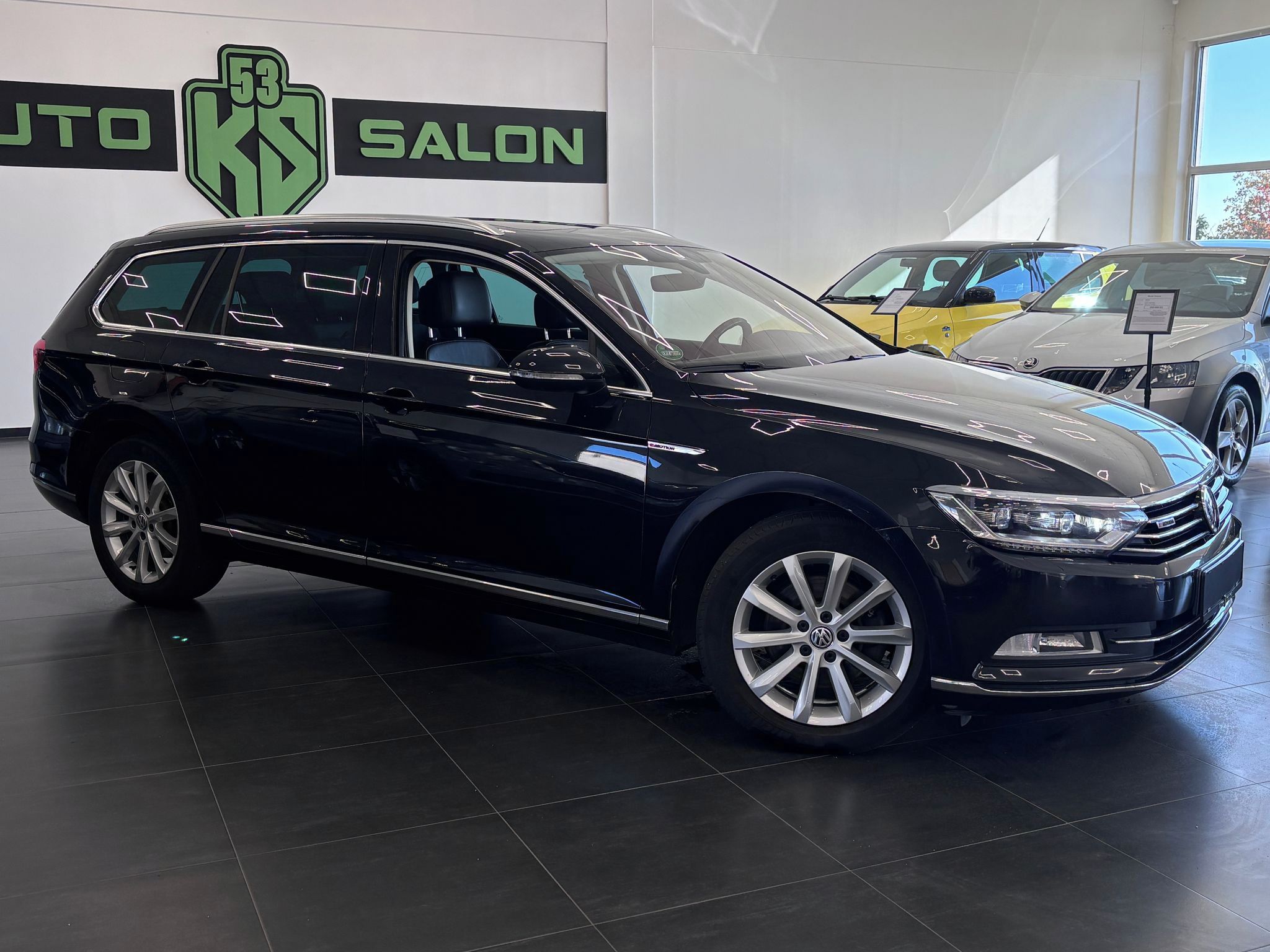 Volkswagen Passat, Highline 2.0TDI 140kW 4x4 DSG - fotka 2