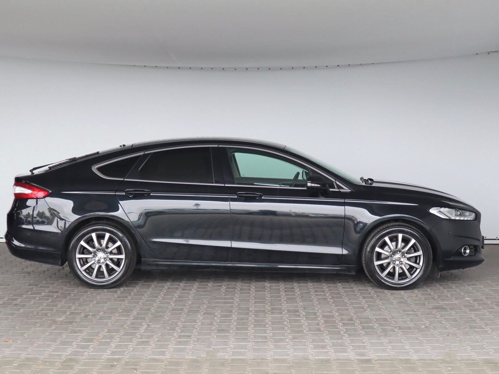 Ford Mondeo, 2.0 TDCI, Titanium, Serv.kniha - fotka 6