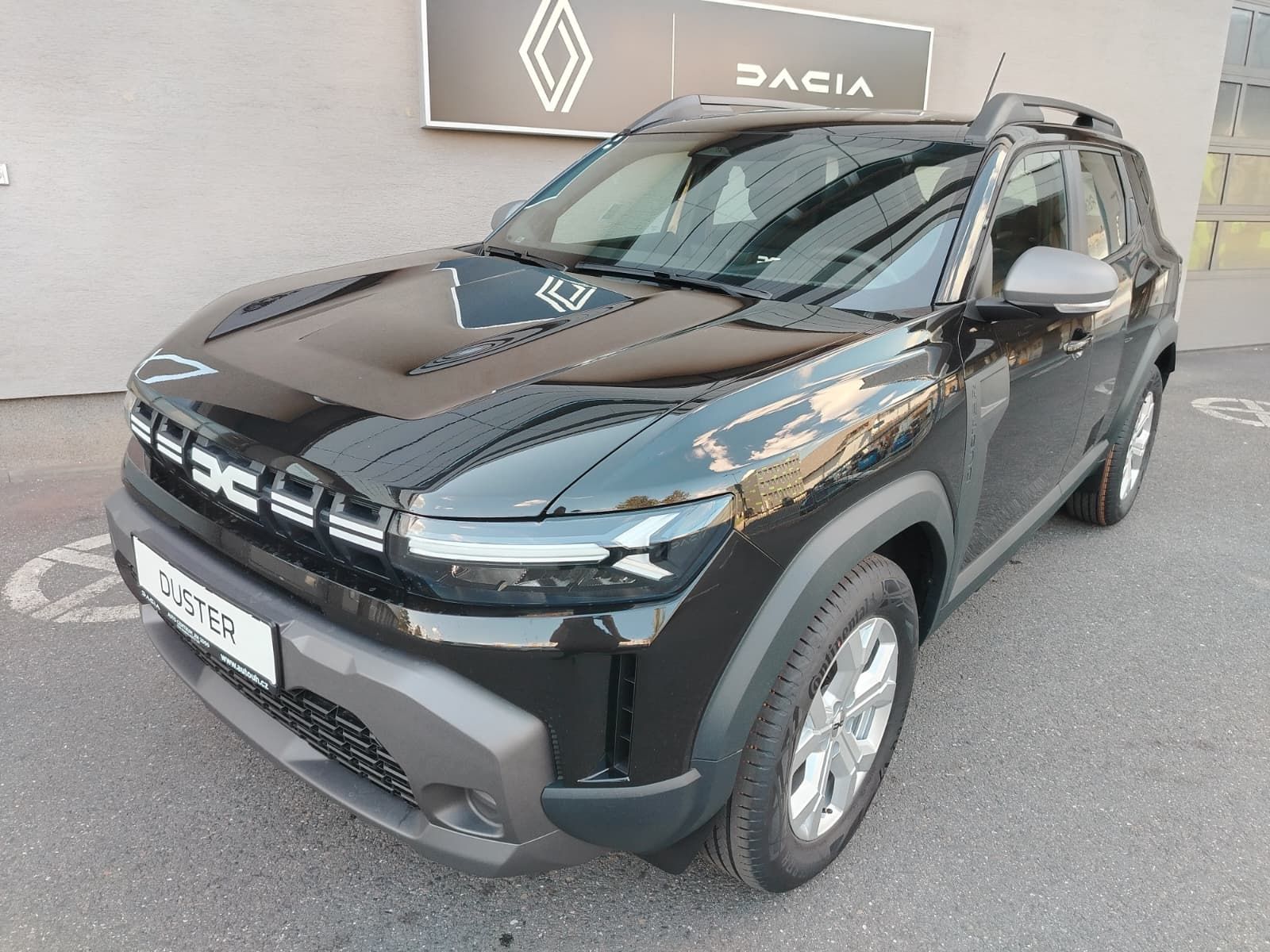 Dacia Duster, Expression hybrid 155 (automat