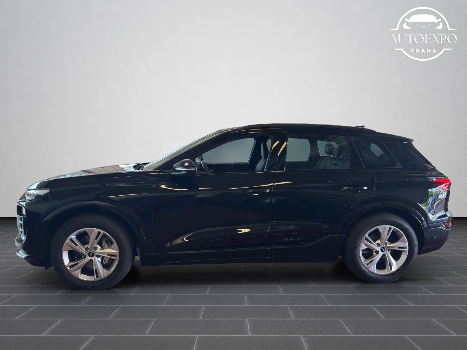 Audi Q6 e-tron, performance * S line MATRIX* - fotka 3