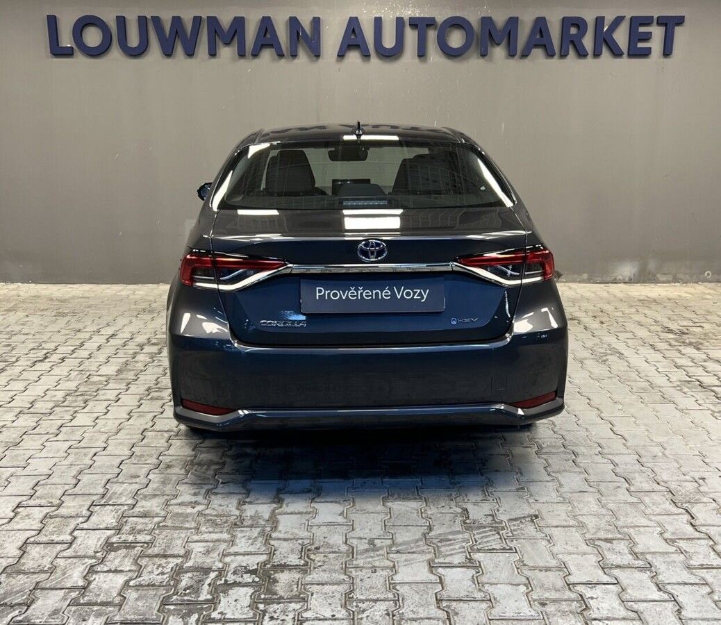Toyota Corolla, 1,8 Hybrid AT Comfort - fotka 4