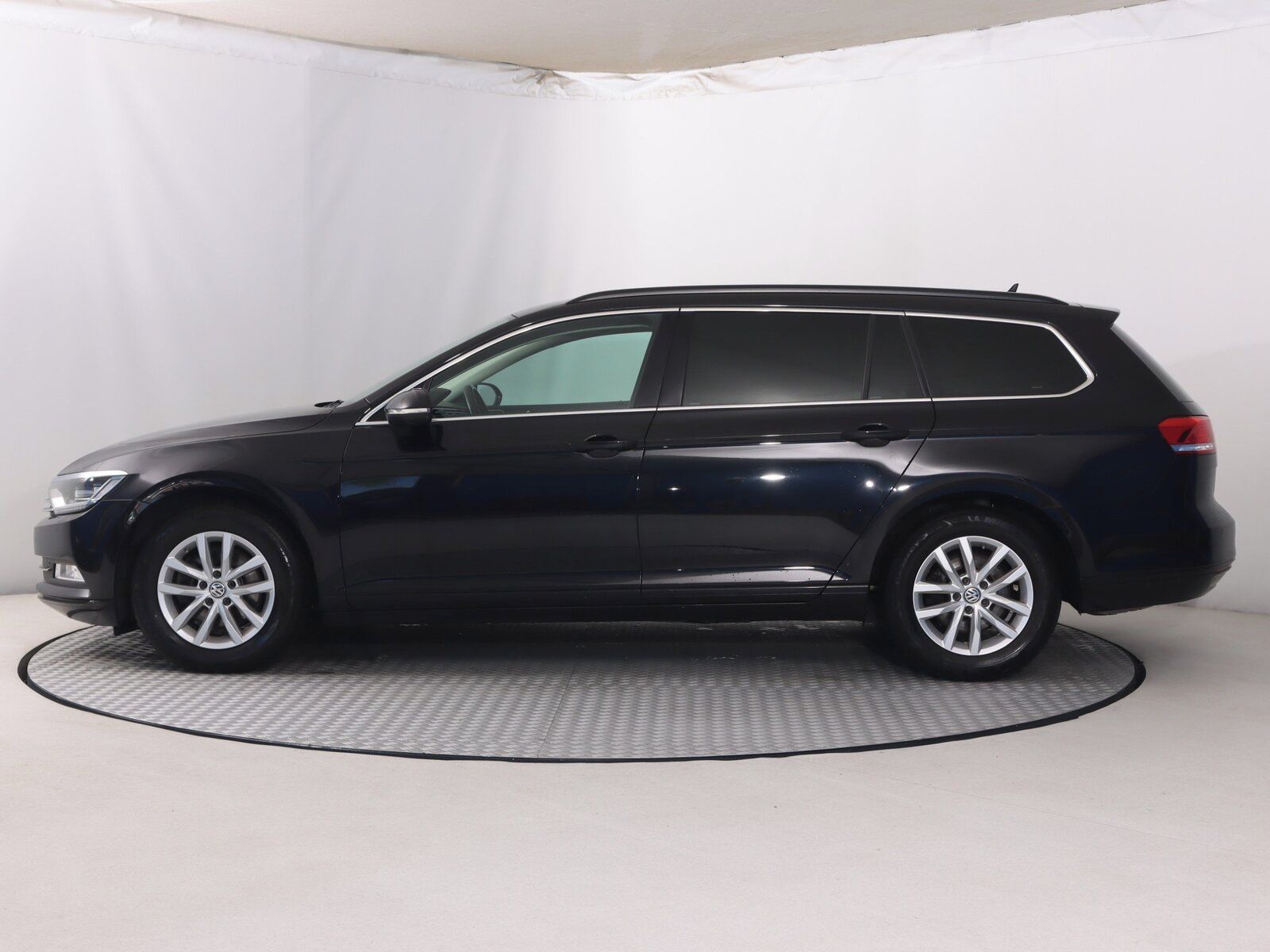 Volkswagen Passat, 1.4 TSI, Automat - fotka 3
