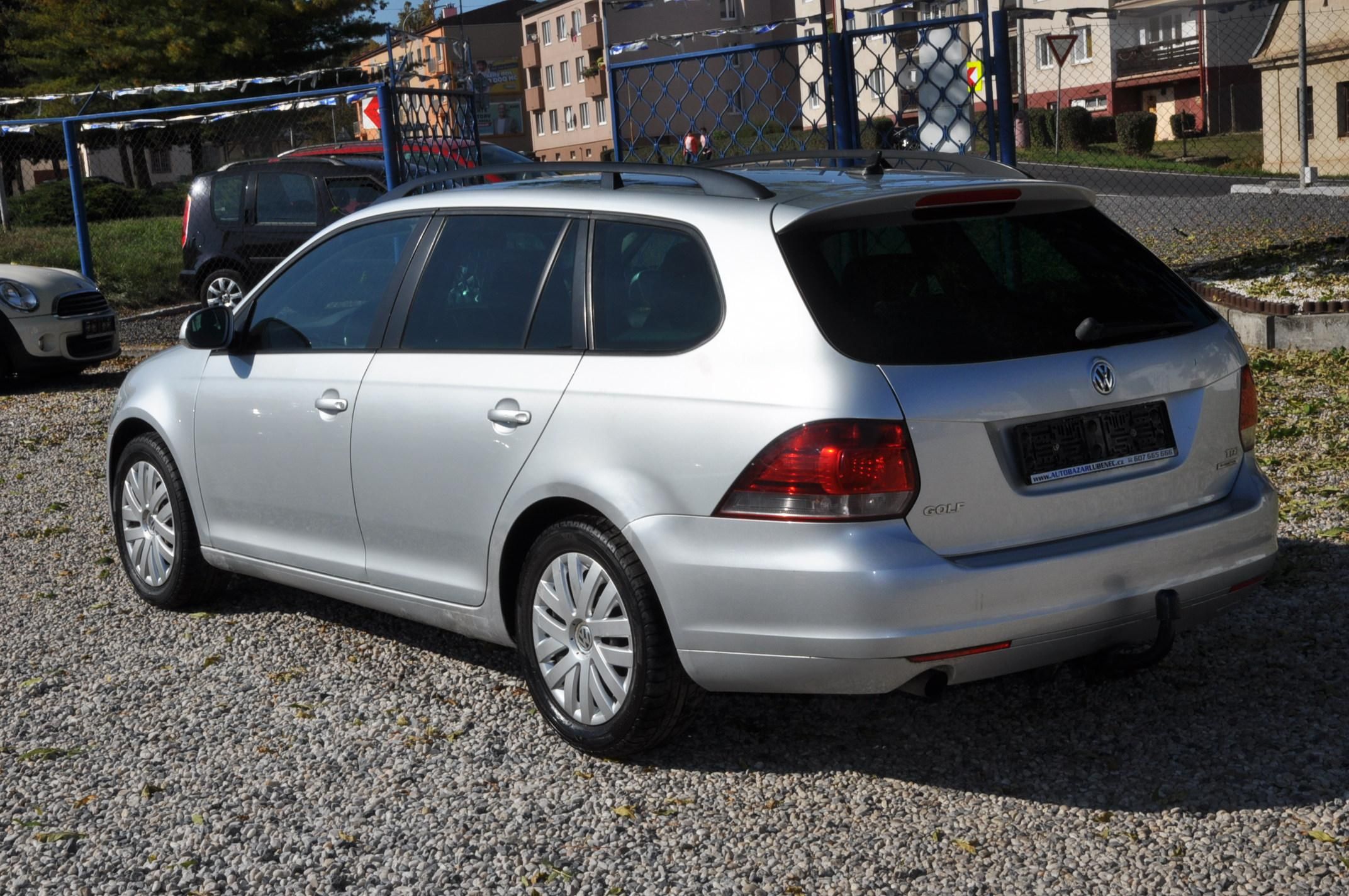 Volkswagen Golf, VI 1.6TDi 77kW KOMBI - fotka 4