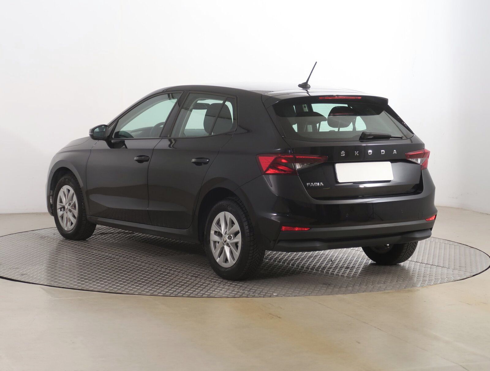 Škoda Fabia, 1.0 TSI, Ambition, Serv.kniha - fotka 4