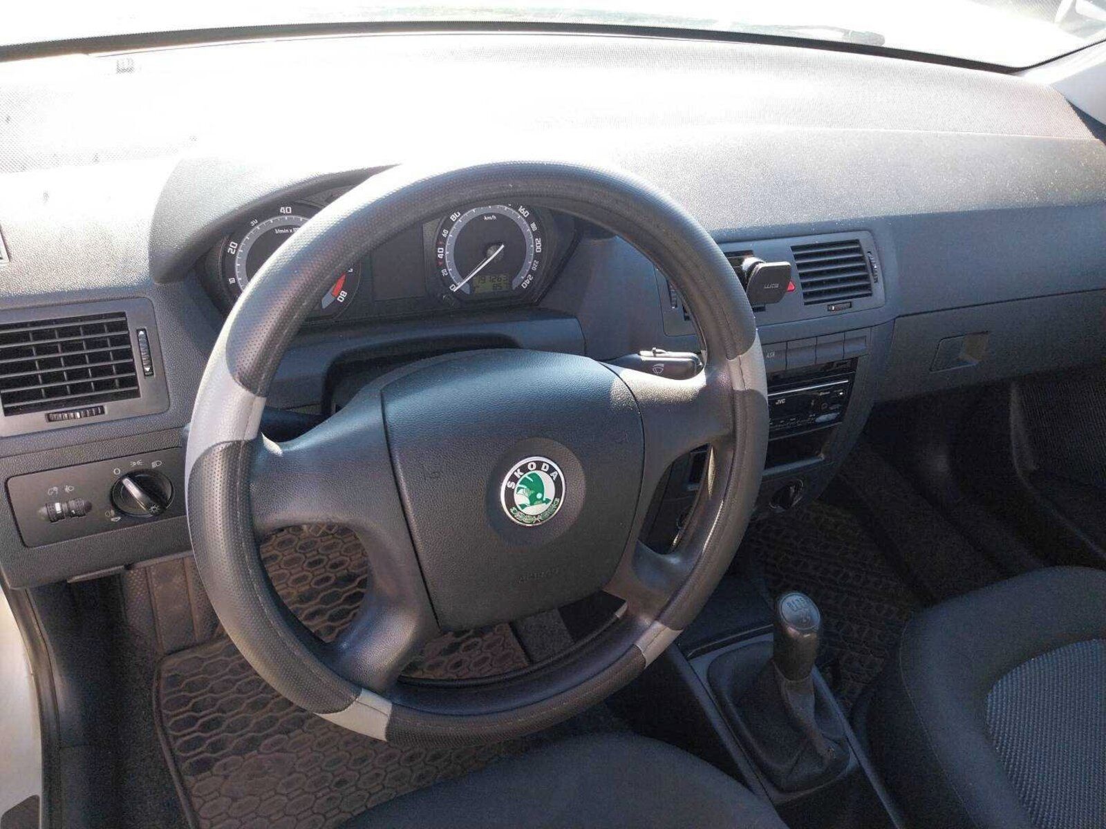 Škoda Fabia, 1.4 16V, po STK, jezdí výborně - fotka 3