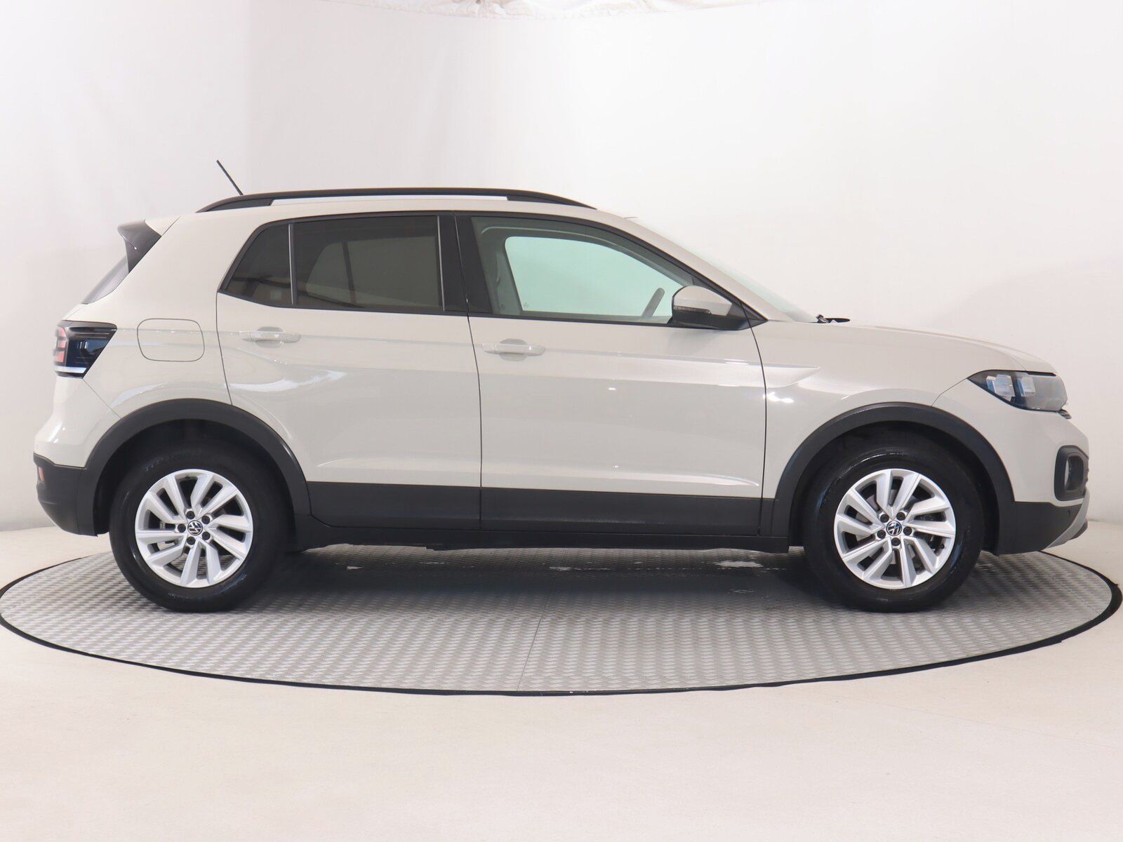 Volkswagen T-Cross, 1.0 TSI, Automat, Serv.kniha - fotka 6