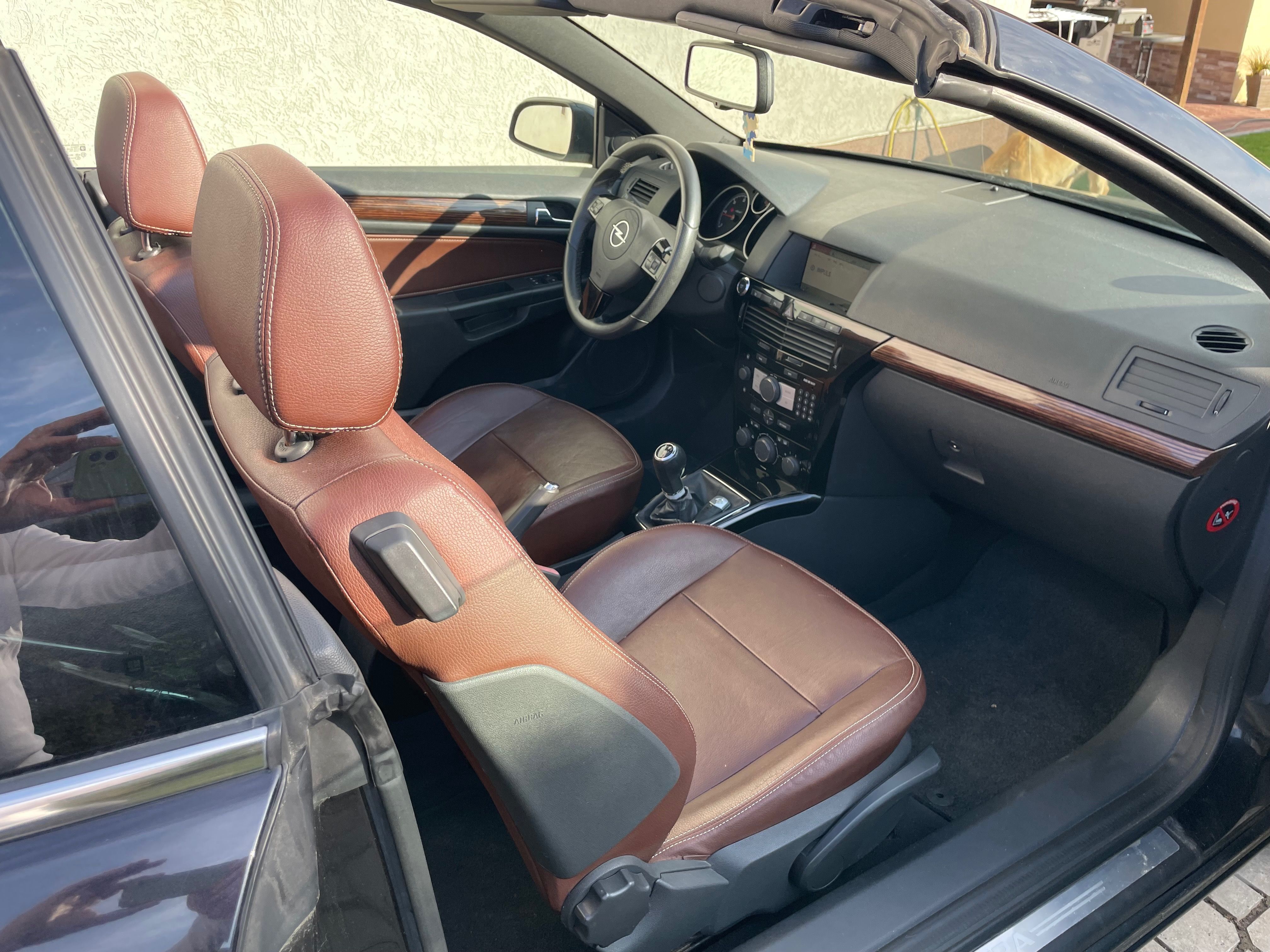 Opel Astra, Cabrio 1,9 cdti - fotka 4