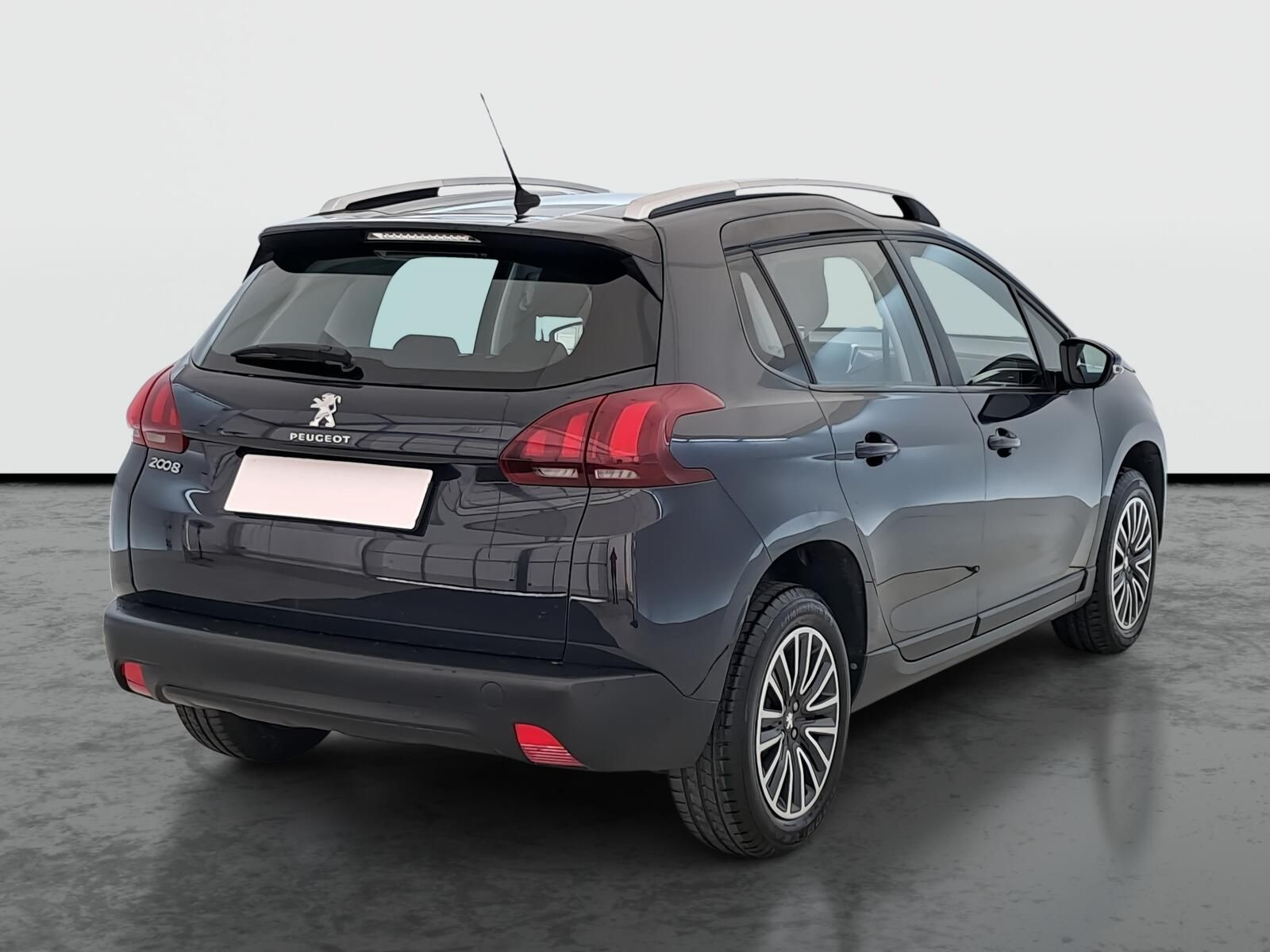 Peugeot 2008, 1.2 PureTech, ČR,1.maj - fotka 5
