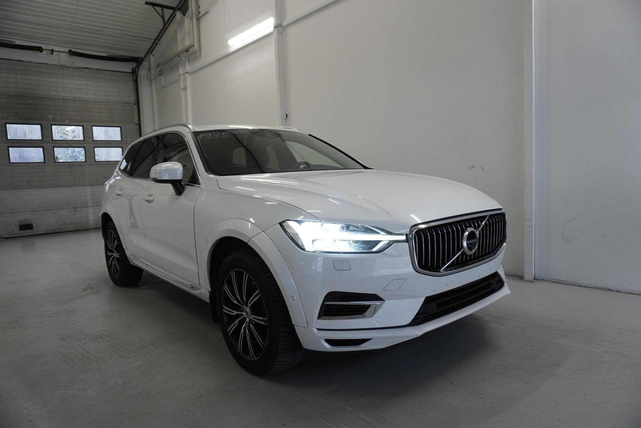 Volvo XC60, 2,0 T8 TWIN ENGINE 4WD AUT. - fotka 3